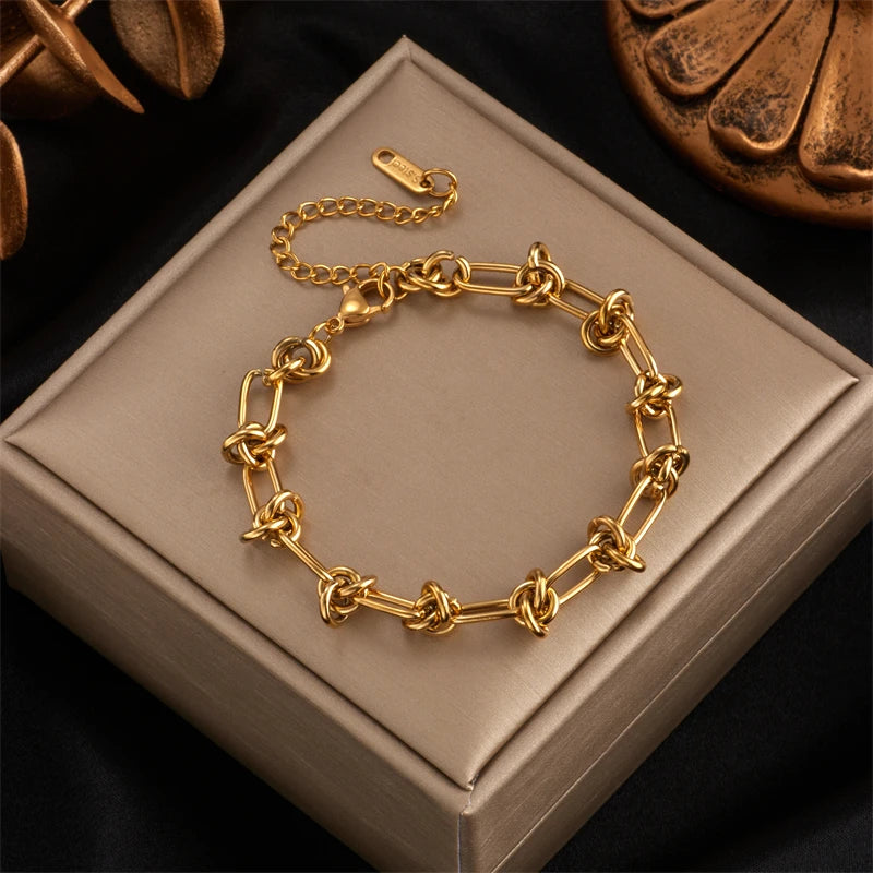 Set Twist Knot