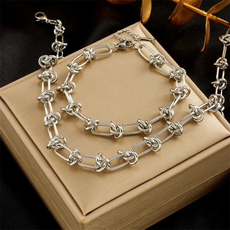 Set Twist Knot