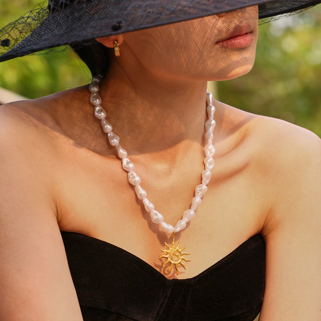 316 Stainless Steel Gold Plated Star Sun Pendant Necklace Women's White Shell Beaded Chain Fashion Necklace Girl Summer Jewelry